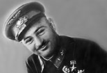 Дважды Герой Советского Союза, гвардии подполковник Нельсон Стапанян