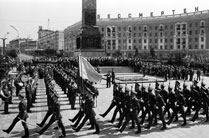 9 мая 1998г. На площади Победы 9 мая